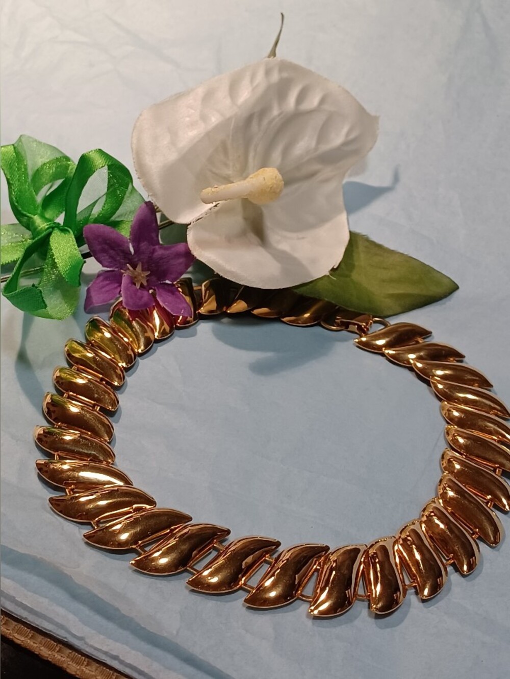 Polished Gold Statement Collar Necklace for Women